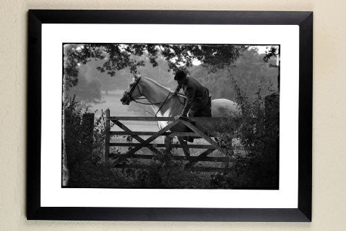 Horse riding and hunting limited edition print. Gate Closing by Charles Sainsbury-Plaice